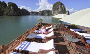 HALONG 1 DAY TRIP(6 hour on boat)